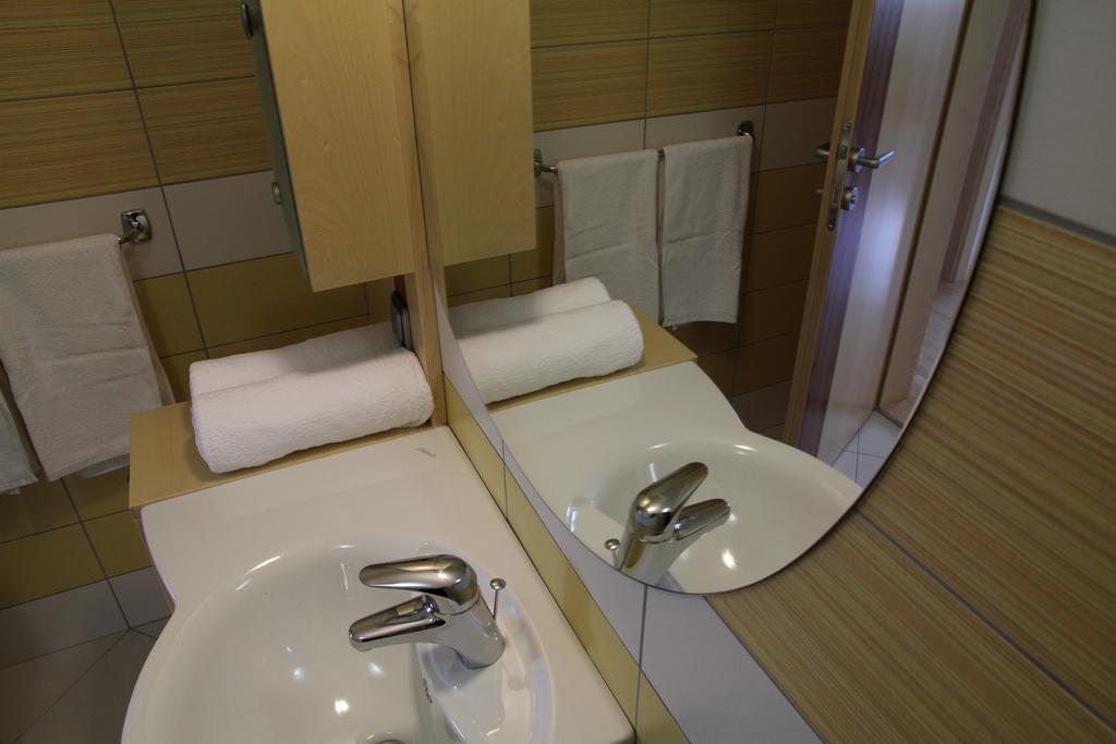 Apartments Veno Laško Zewnętrze zdjęcie